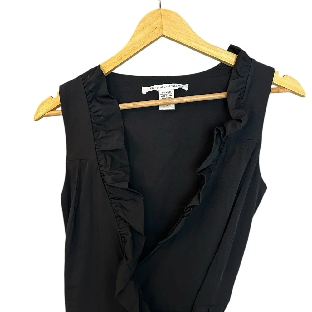 DIANE VON FURSTENBERG // "Andra" wrap black ruffle dress 4 - Picture 4 of 7